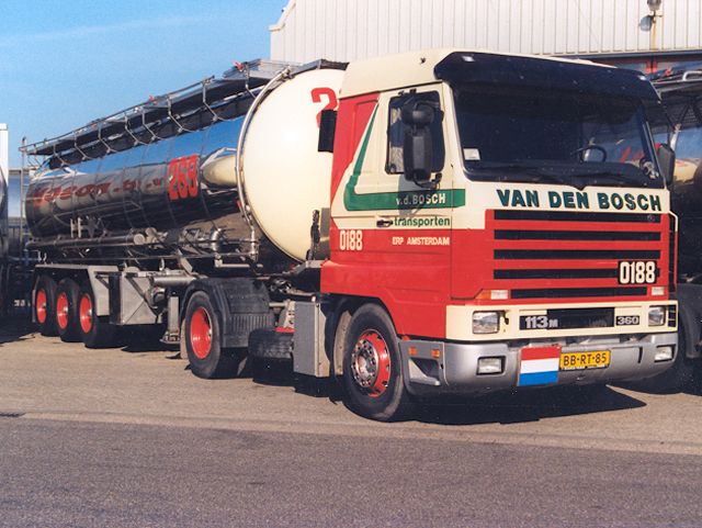 Scania-113-M-360-vdBosch-Elskamp-030502-01.jpg