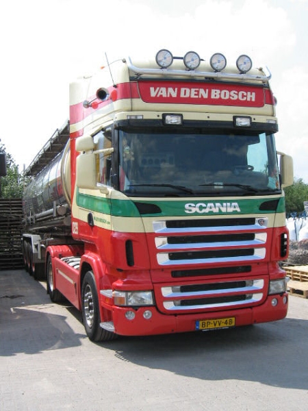 Scania-R-vdBosch-Bocken-110806-01-3.jpg - S. Bocken