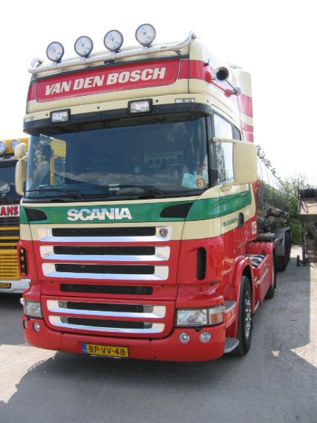 Scania-R-vdBosch-Bocken-110806-01-H.jpg - S. Bocken