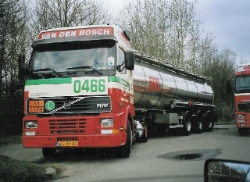 Volvo-FH12-380-vdBosch-Rolf-051004-7
