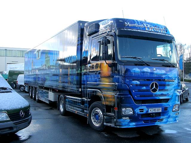 MB-Actros-MP2-Brand-Koeln-Truck-Schimana-020305-01.jpg - Piet Schimana