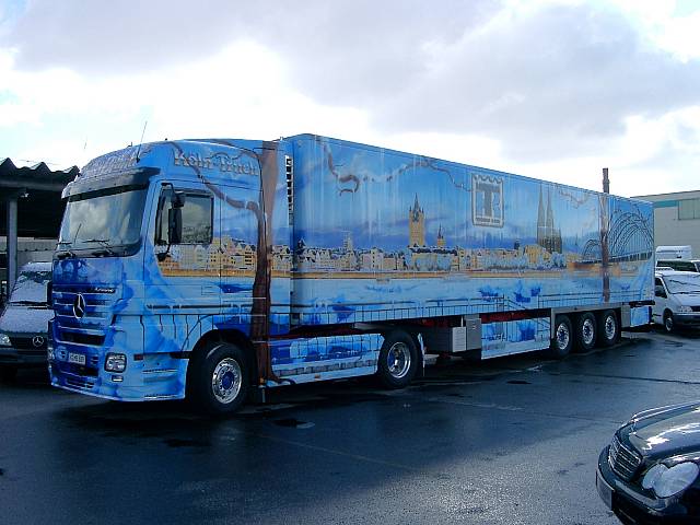 MB-Actros-MP2-Brand-Koeln-Truck-Schimana-020305-04.jpg - Piet Schimana