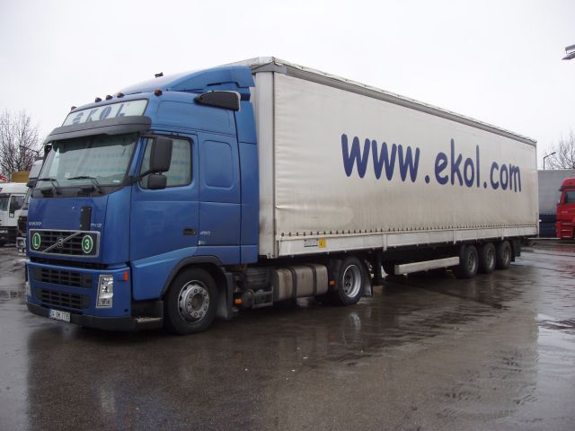 Volvo-FH12-460-Ekol-Holz-180105-1.jpg - Frank Holz