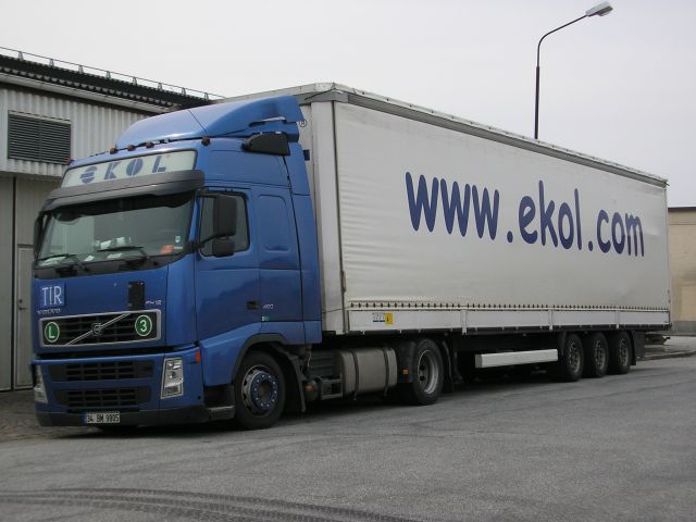 Volvo-FH12-460-Ekol-Wihlborg-100506-02.jpg - Henrik Wihlborg