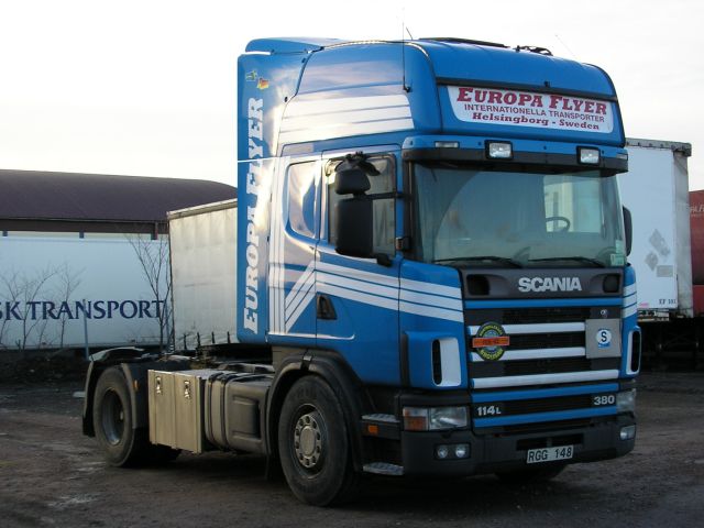 Scania-114-L-380-Europa-Flyer-Wihlborg-040605-02.jpg - Henrik Wihlborg