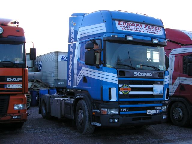 Scania-114-L-380-Europa-Flyer-Wihlborg-040605-03.jpg - Henrik Wihlborg