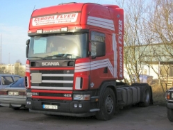 Scania-124-L-420-Europa-Flyer-Wihlborg-040605-01