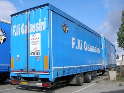 Volvo-FH12-460-Galassini-Holz-260808-02