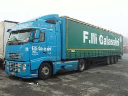 Volvo-FH16-610-Galassini-Holz-010108-01