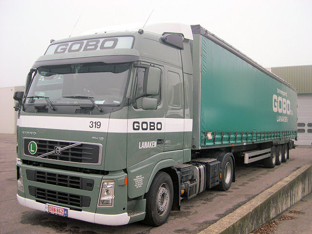 Volvo-FH12-420-GOBO-Habraken-050107-02.jpg - G. Habraken