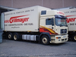 MAN-F2000-Evo-Grillmayer-Strauch-110106-01