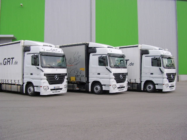 MB-Actros-MP2-1841-GRT-Ventroni-291006-03.jpg