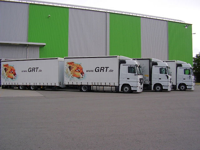 MB-Actros-MP2-1841-GRT-Ventroni-291006-04.jpg