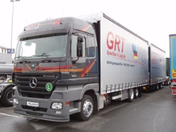 MB-Actros-1841-MP2-GRT-Holz-140405-01