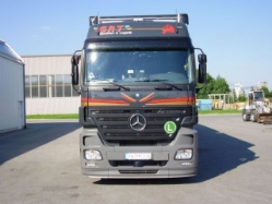 MB-Actros-MP2-GRT-Ventroni-200706-01