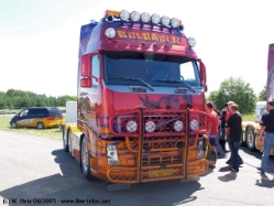 Volvo-FH12-Guldager-Sweet-Candy-280605-02