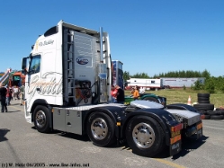 Volvo-FH12-Guldager-The-Duckling-280605-02
