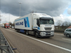 Iveco-Stralis-AS-Hindelang-Rouwet-010408-01
