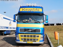 Volvo-FH-440-Kropfeld-140209-02