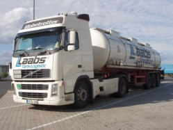 Volvo-FH12-420-Laabs-Holz-011005-01