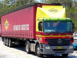 MB-Actros-1841-MP2-Linfox-Voigt-301205-01-AUS