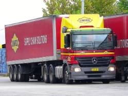MB-Actros-2644-MP2-Linfox-Voigt-080106-01-AUS