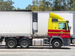 MB-Actros-2644-MP2-Linfox-Voigt-301205-02-AUS