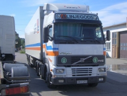 Volvo-FH12-460-Linjegods-Stober-281204-01