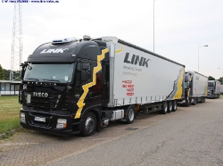 Iveco-Stralis-AS-II-440-S-45-Link-270608-03