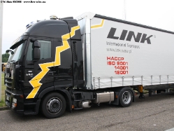 Iveco-Stralis-AS-II-440-S-45-Link-280508-07