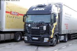 Iveco-Stralis.AS-II-440-S-45-Link-040510-02