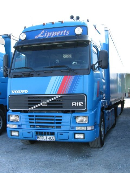 Volvo-FH12-420-Lipperts-Bocken-301005-01-H.jpg