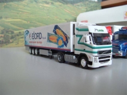 Volvo-FH12-Lunde-Mulder-240305-01