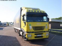 Iveco-Stralis-AS-440-S-48-Pekaes-080508-03