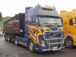 Volvo-FH12-Pille-Holz-200505-01