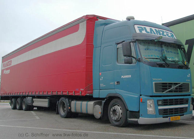 Volvo-FH12-Planzer-Schiffner-210107-03.jpg - Carsten Schiffner