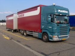 Scania-R-Planzer-Rouwet-290706-01