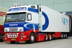 Volvo-FH16-520-Post-Mooy-vMelzen-060708-01
