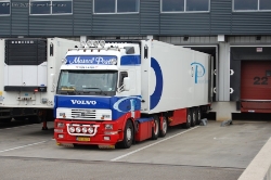 Volvo-FH16-520-Post-Mooy-vMelzen-060708-02