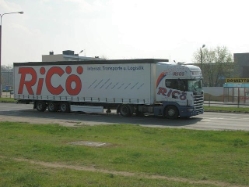 Scania-4er-Ricoe-Skrzypczak-140605-01