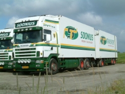 Scania-164-L-580-Soonius-vMelzen-080705-01