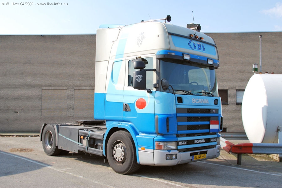 Scania-124-L-420--te-Baerts-110409-01.jpg