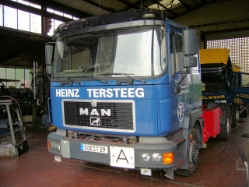 MAN-F2000-Tersteeg-Voss-110806-01