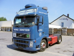 Volvo-FH12-460-Tersteeg-Voss-120806-02