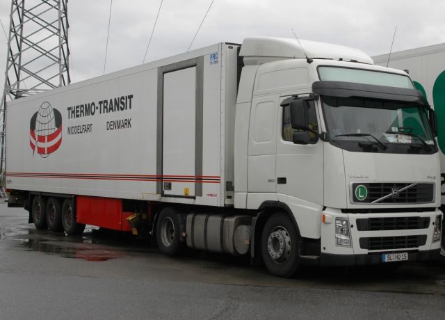 Volvo-FH12-420-Thermo-Transit-Schiffner-300605-01.jpg - Carsten Schiffner