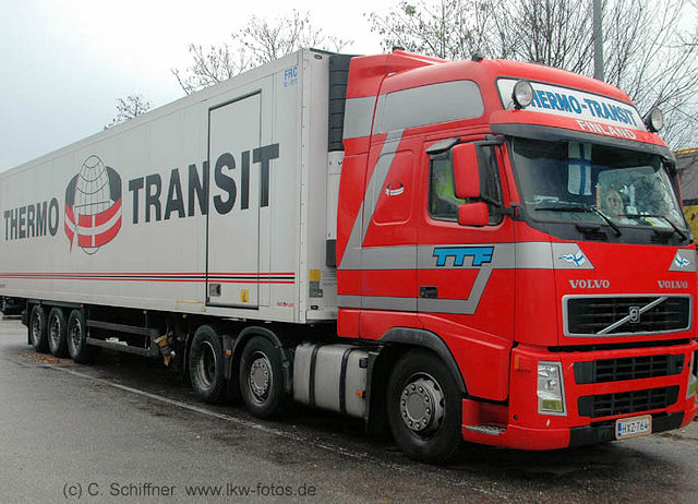 Volvo-FH12-Thermo-Transit-Schiffner-210107-02.jpg - Carsten Schiffner