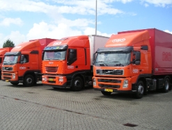 Iveco-Stralis-AS-TNT-AWolters-150601-01