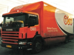 Scania-94-D-220-TNT-AWolters-080505-01