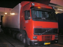 Volvo-FH12-380-TNT-Wolters-281206-01