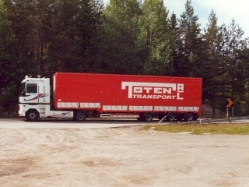Renault-AE-Toten-Thiele-030305-01
